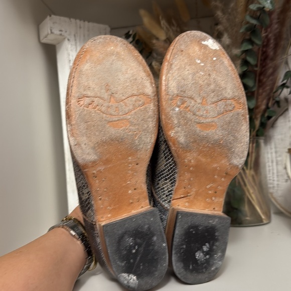 FREEBIRD MABEL in brown - Picture 2 of 3